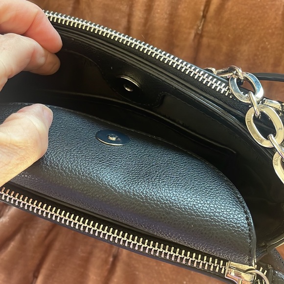 Calvin Klein Black Crossbody. Or clutch. Excellent condition. Work or travel - Picture 5 of 8